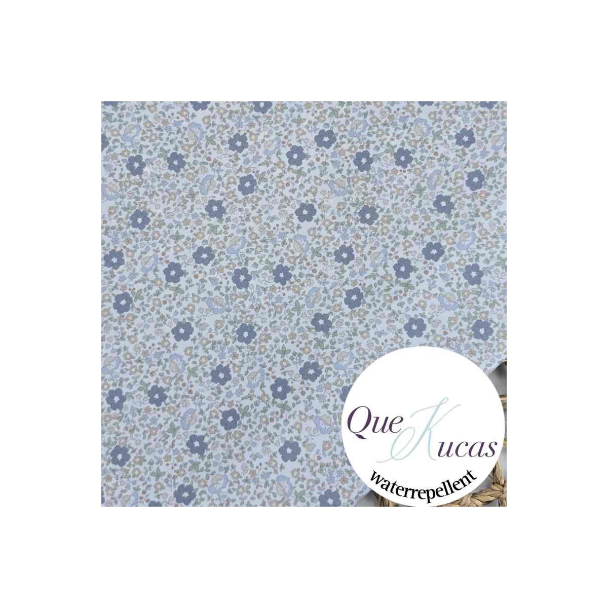 IMPERMEABLE FLORES MARTINA AZUL